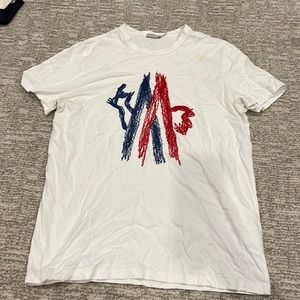 Men’s Moncler tshirt medium m